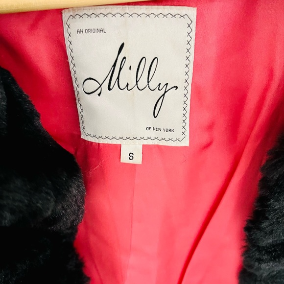 Milly elegant and chic faux fur short coat with exquisite silk lining. Size S - Picture 5 of 6